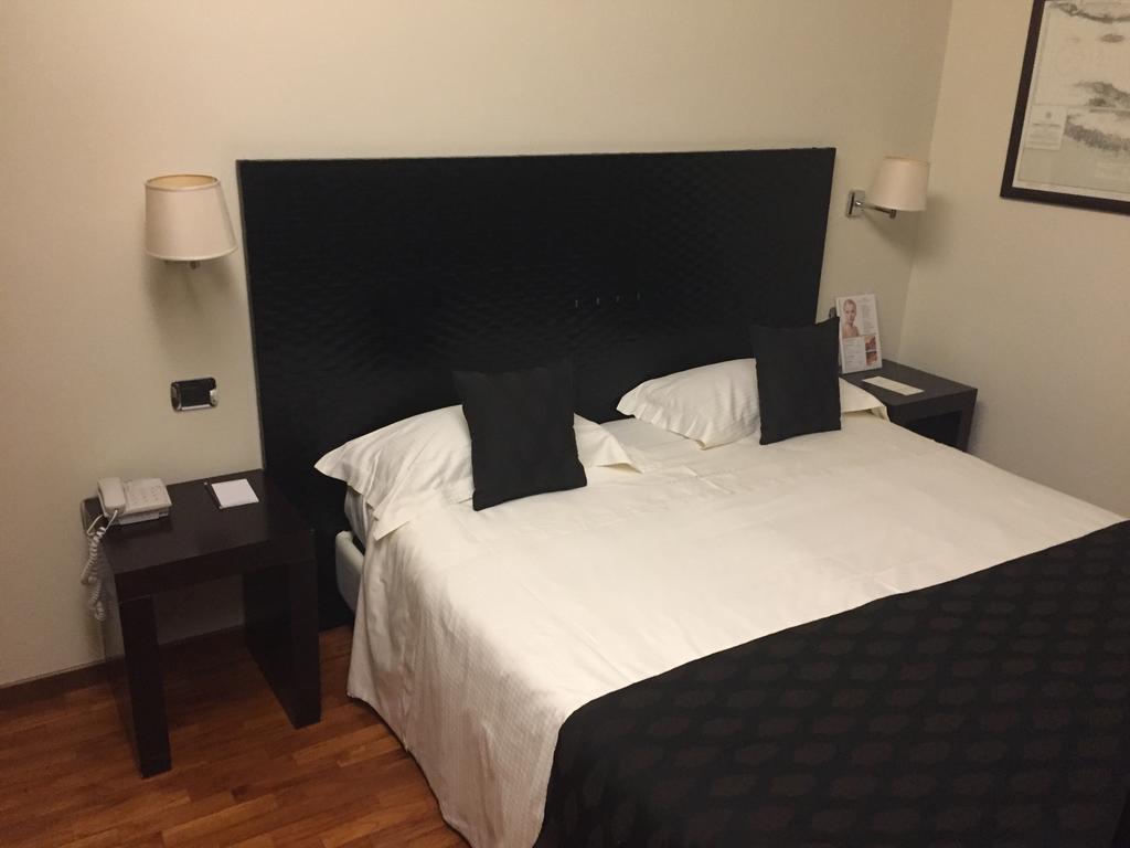 Terrazza Marconi Hotel&Spamarine Σενιγκάλια Εξωτερικό φωτογραφία