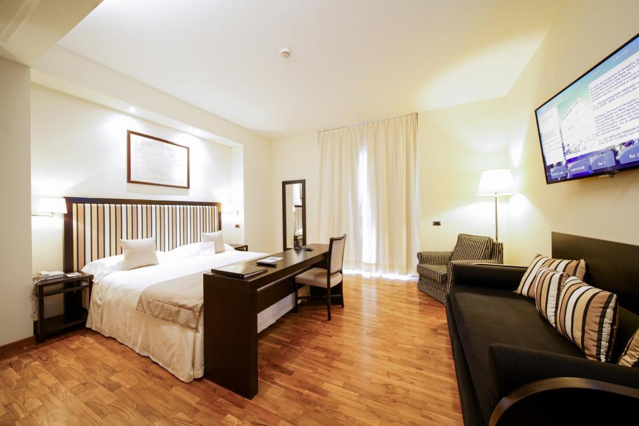 Terrazza Marconi Hotel&Spamarine Σενιγκάλια Εξωτερικό φωτογραφία