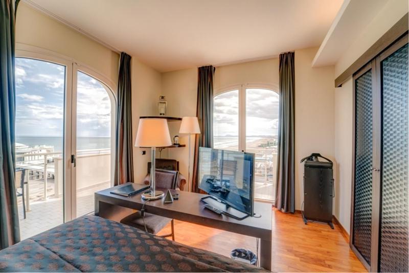 Terrazza Marconi Hotel&Spamarine Σενιγκάλια Εξωτερικό φωτογραφία